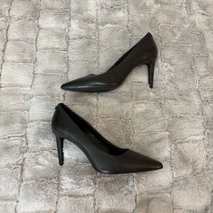 Michael Kors Black Pointed Heels